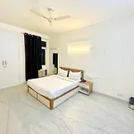 Hotel Luxury Homes Stay - Greater Kailash